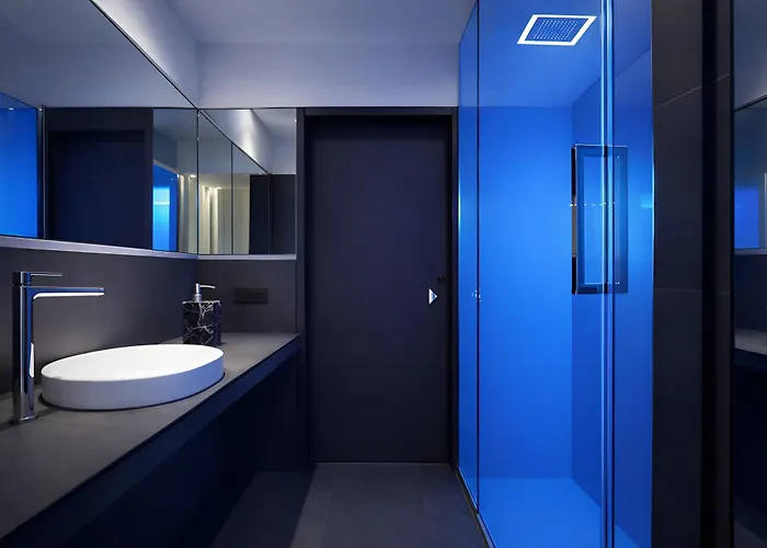 Lux- Spanish Steps 60A Exclusive Suite Apartment